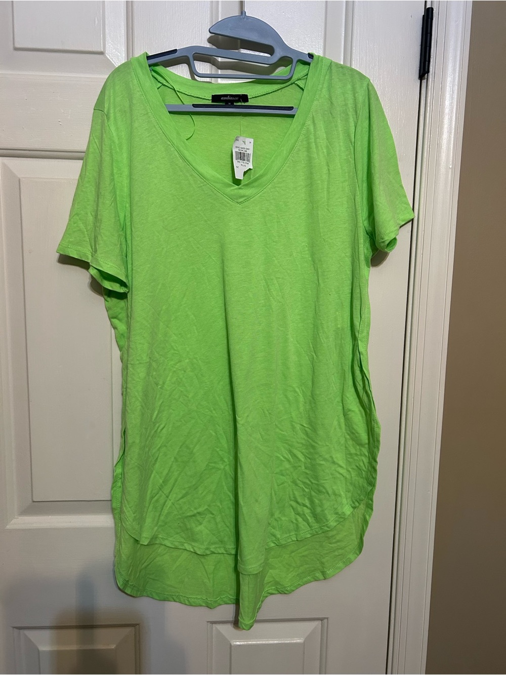 Ambiance neon green shirt plus size 1x NWT